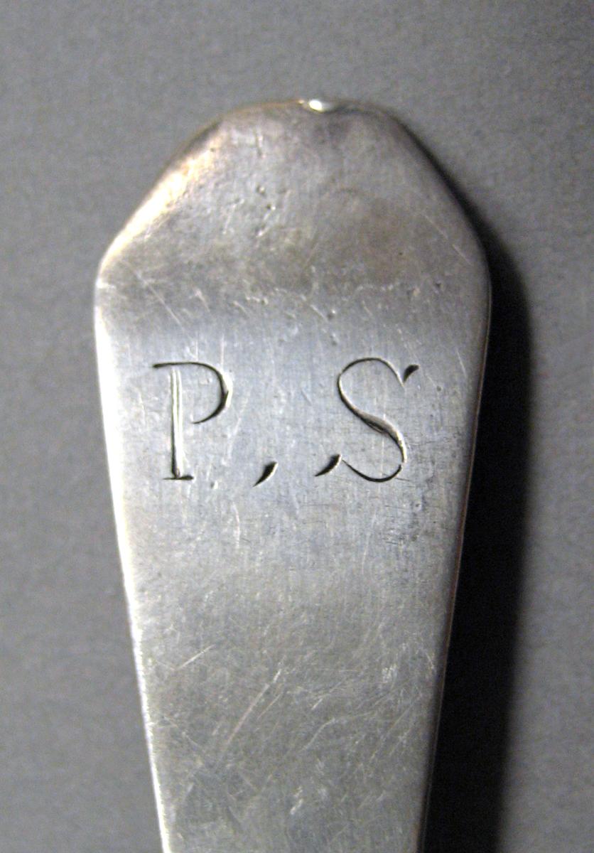 1998.0004.3796 Silver spoon engraving
