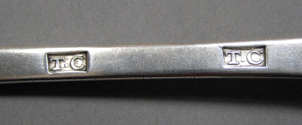 1998.0004.3797 Silver spoon mark