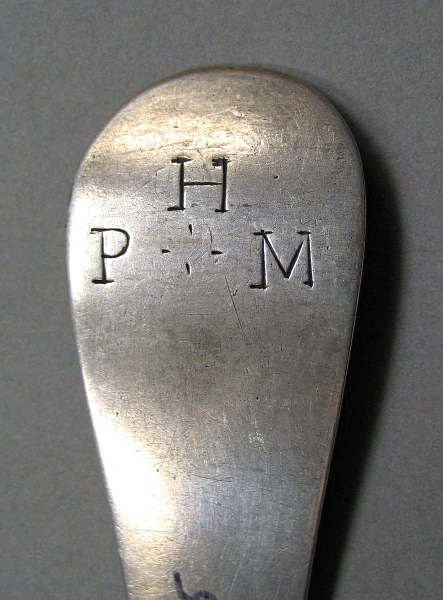 1998.0004.3798 Silver spoon engraving