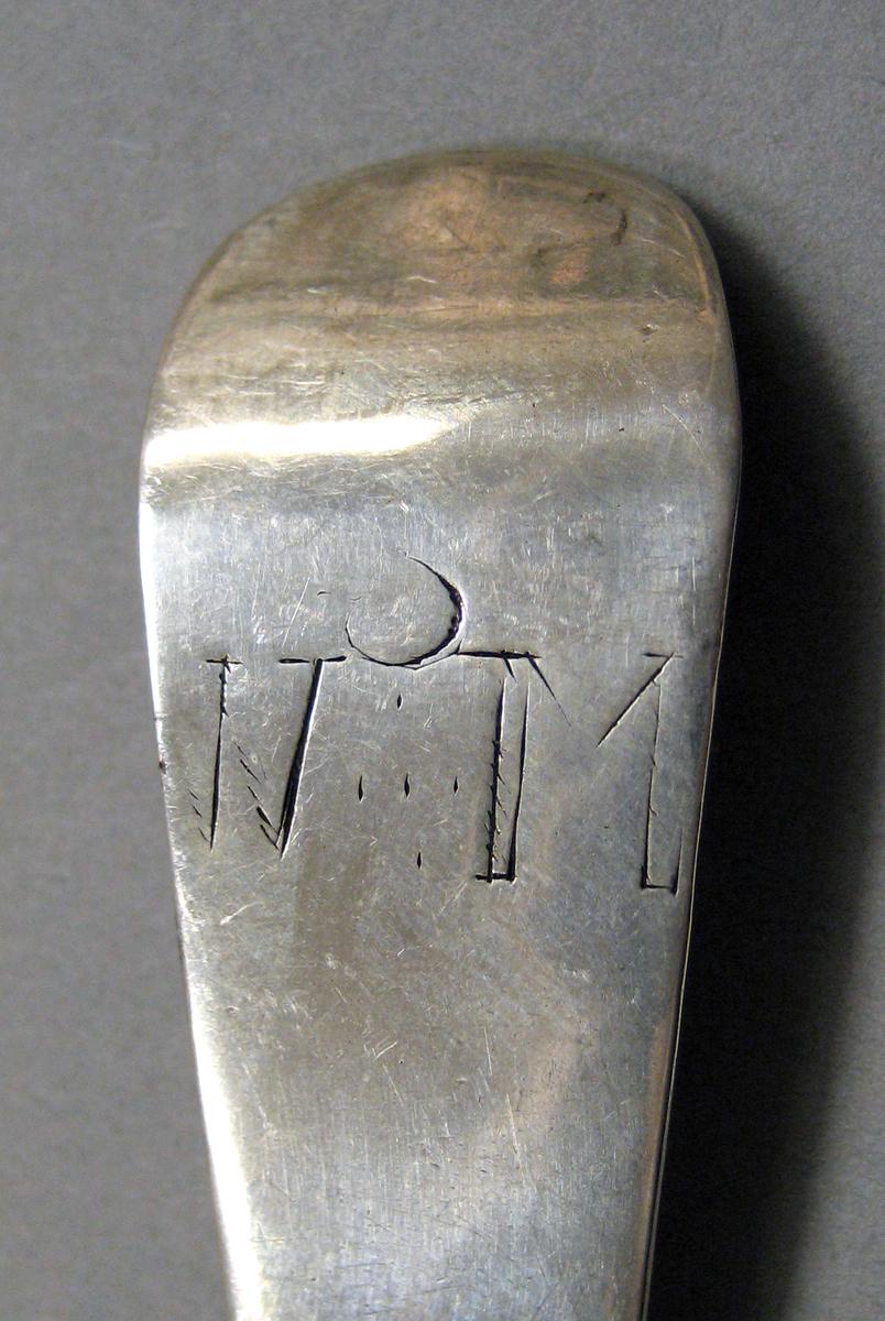 1998.0004.3801.002 Silver spoon engraving