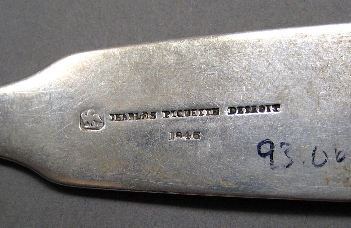 1998.0004.3808 Silver spoon mark