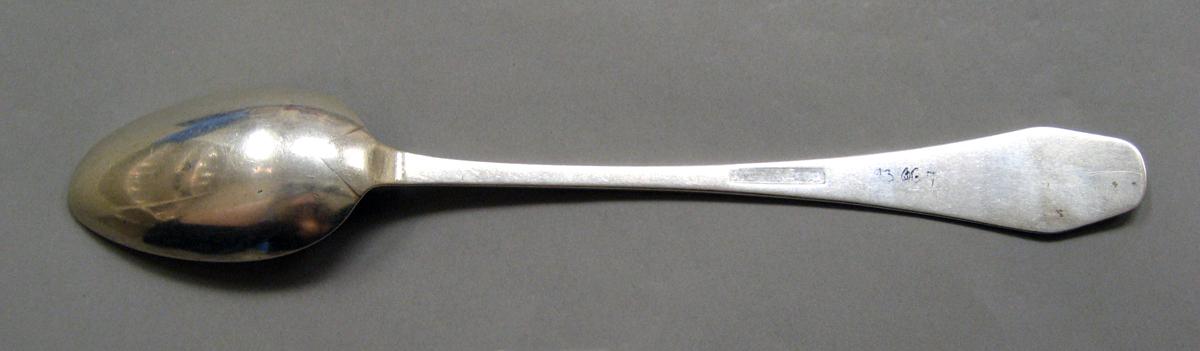 1998.0004.3810 Silver spoon underside