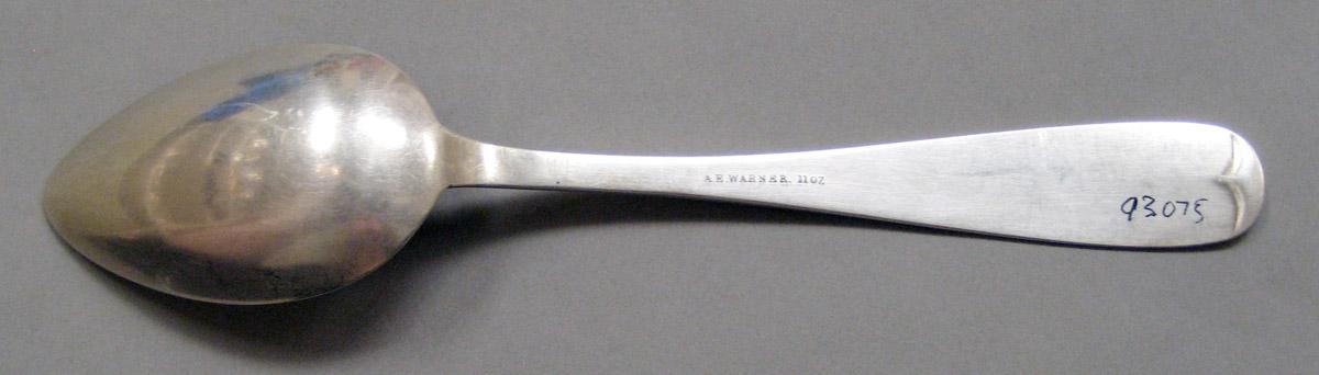1998.0004.3818.002 Silver Spoon underside