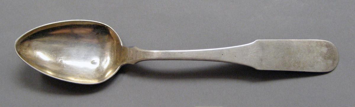 1998.0004.3820 Silver Spoon upper surface