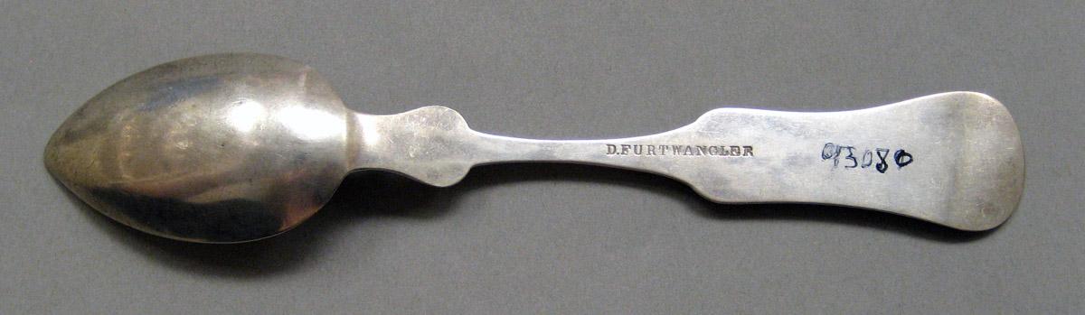 1998.0004.3823 Silver Spoon underside