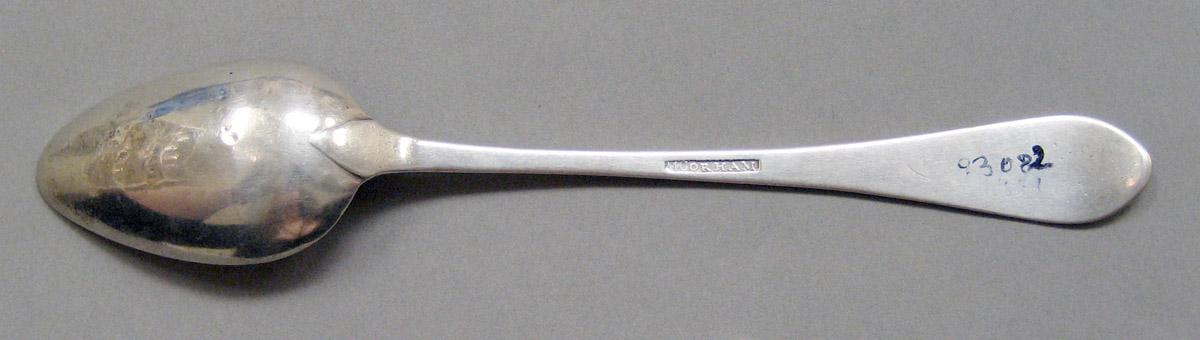 1998.0004.3825 Silver Spoon underside