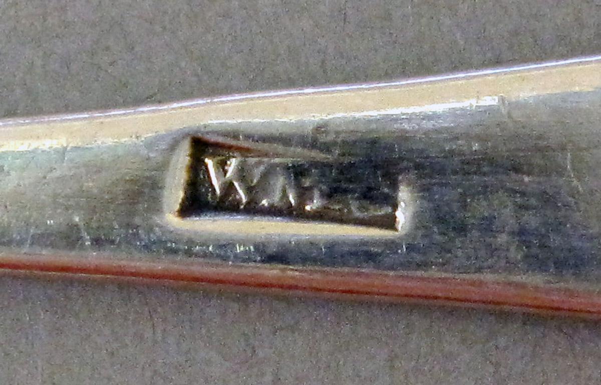 1998.0004.3833 Silver Spoon mark
