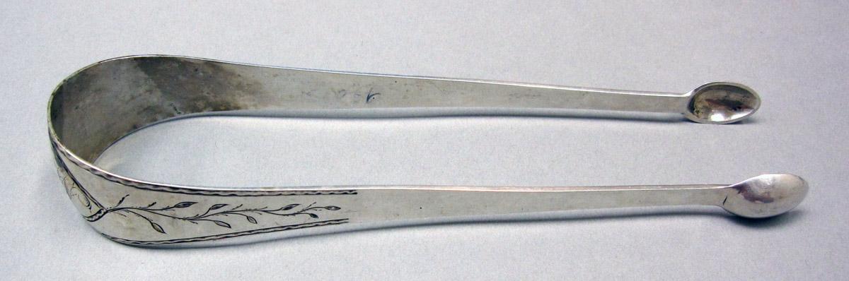 1998.0004.3842 Silver Tongs view2