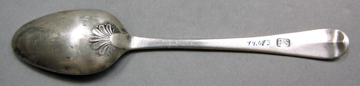 1998.0004.3855 Silver Spoon underside
