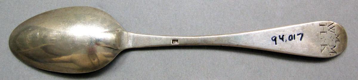 1998.0004.3859 Silver Spoon underside