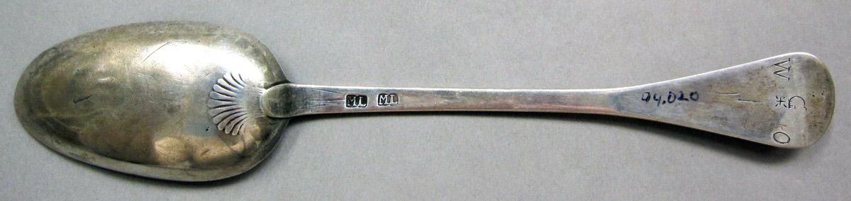 1998.0004.3862 Silver Spoon underside