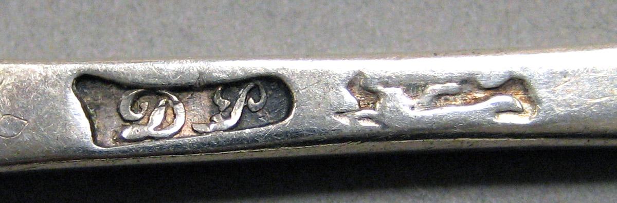 1998.0004.3863 Silver Spoon mark