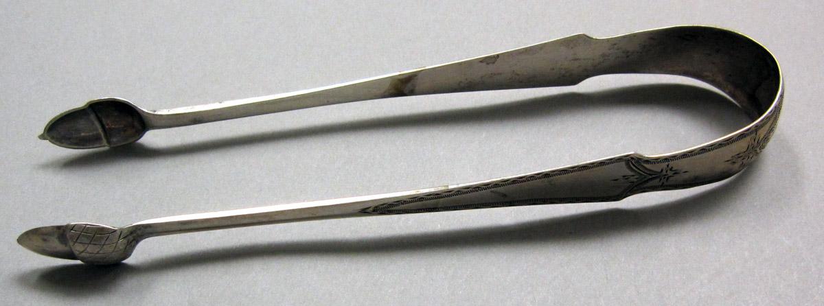 1998.0004.3867 Silver Tongs view 1
