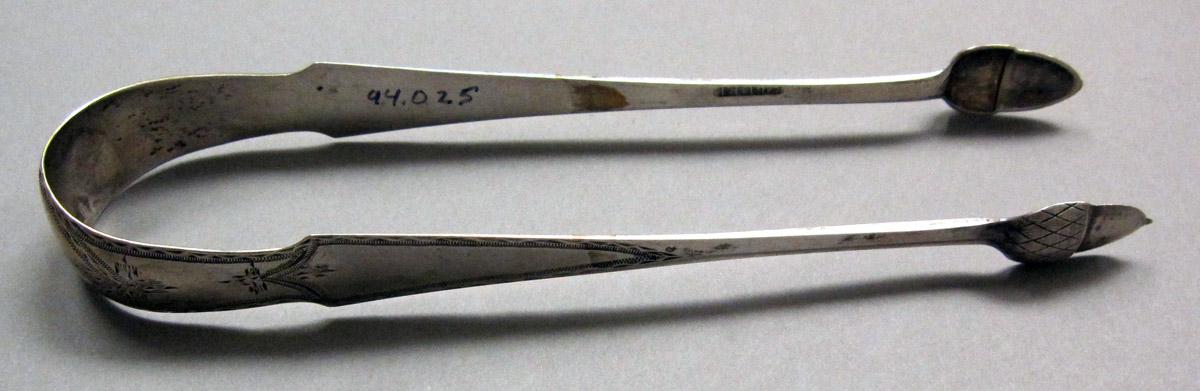 1998.0004.3867 Silver Tongs view 2