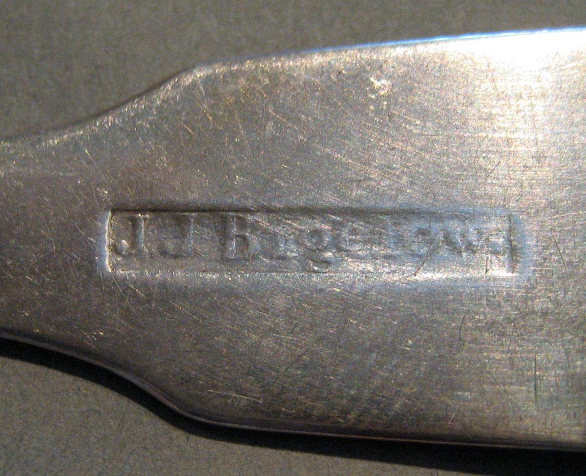 1998.0004.386 Silver Spoon mark
