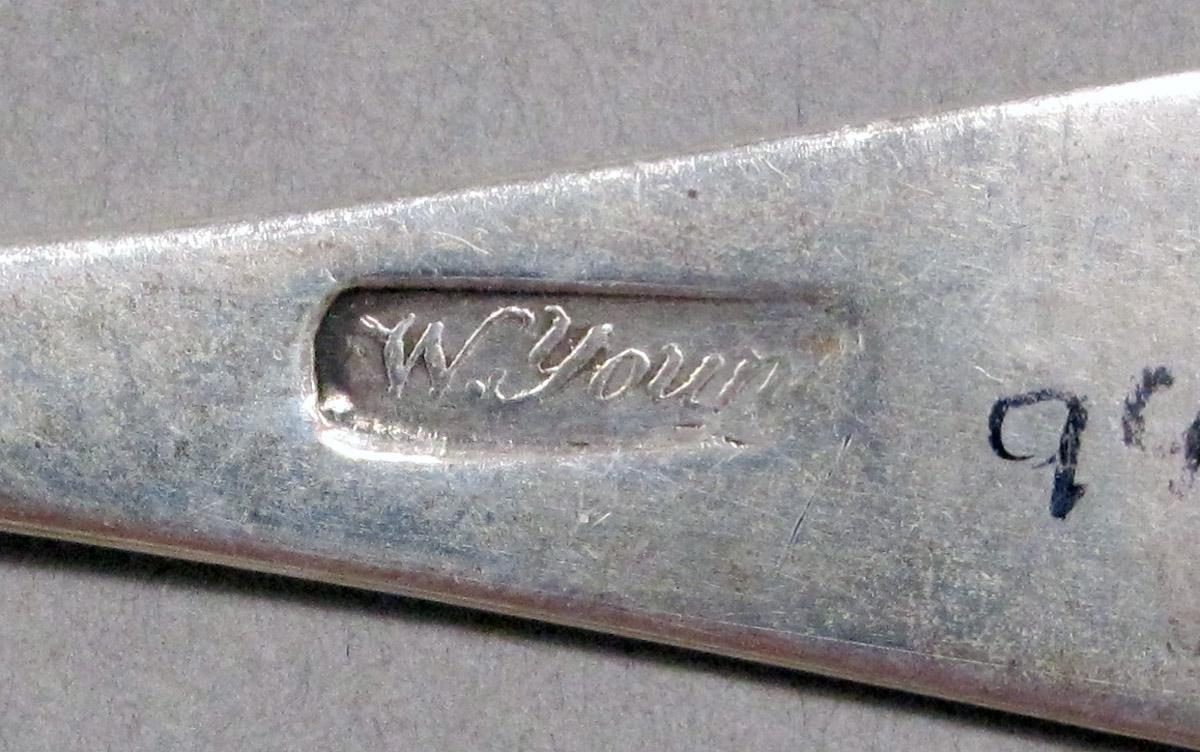 1998.0004.3881.001 Silver Spoon mark