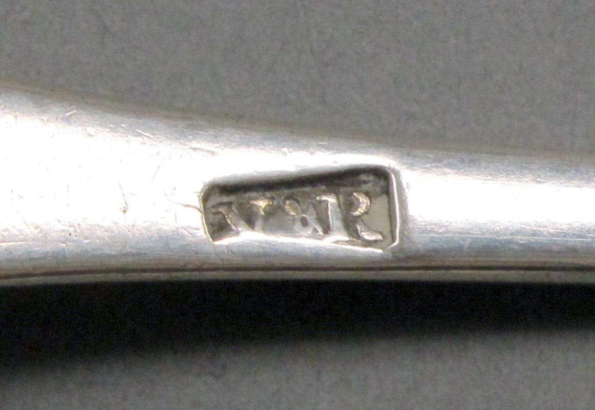 1998.0004.3883 Silver Spoon mark