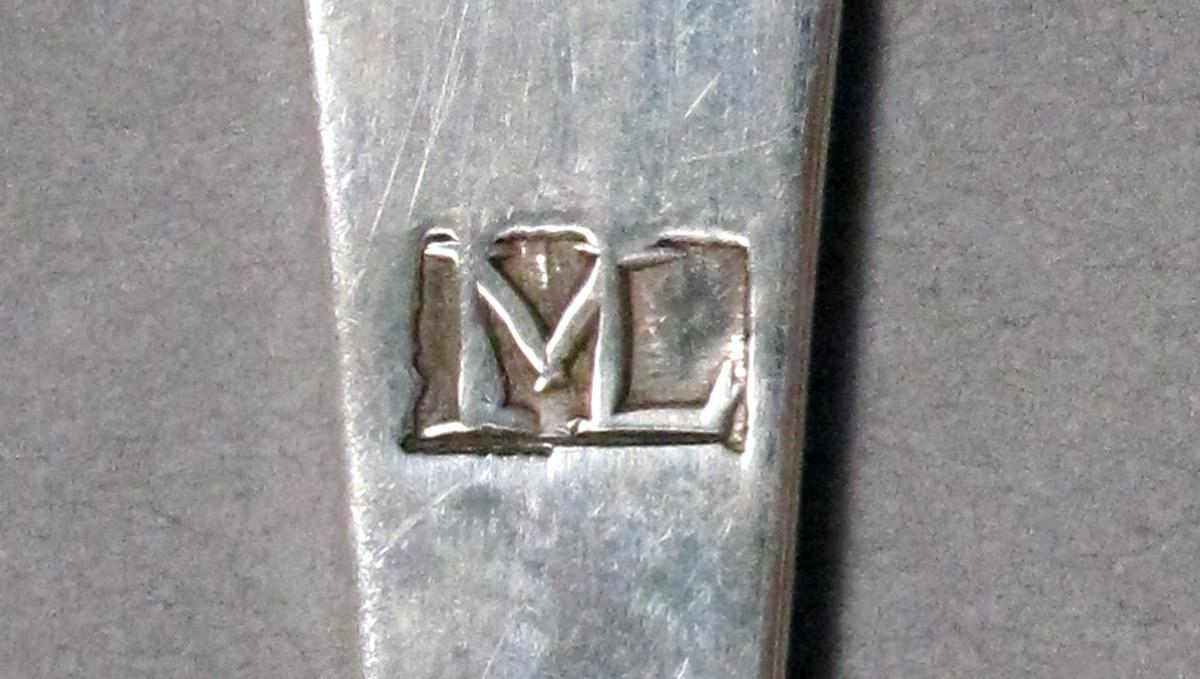 1998.0004.3891 Silver Spoon mark