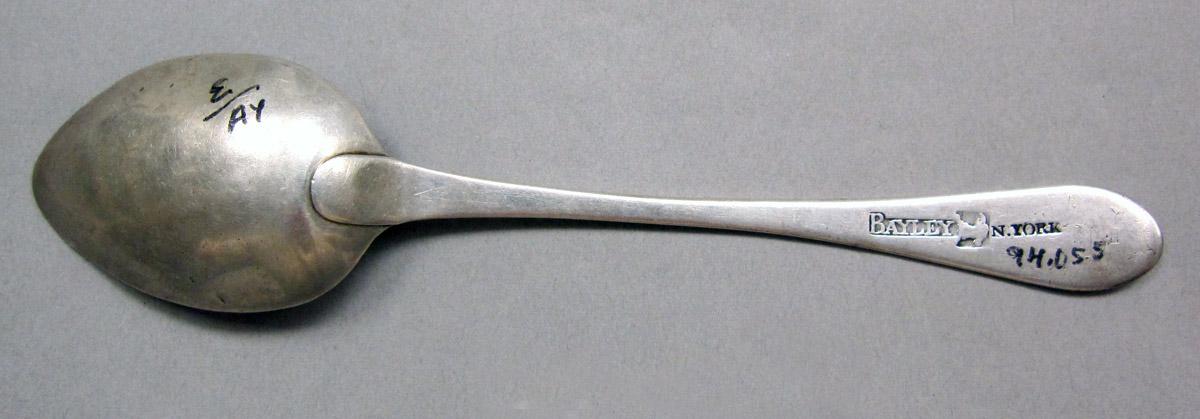 1998.0004.3897.002 Silver Spoon underside
