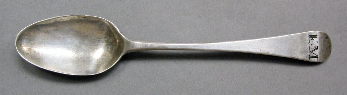 1998.0004.3901 Silver Spoon upper surface