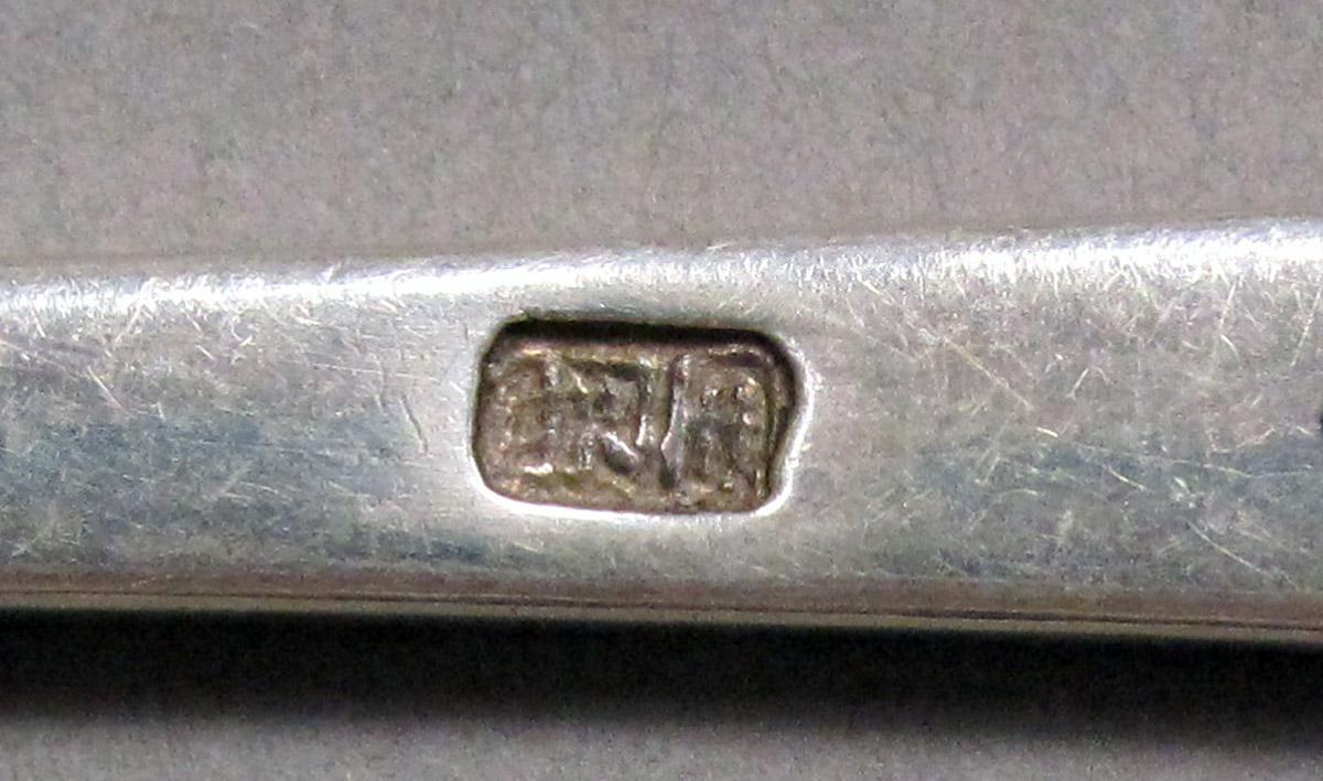 1998.0004.3903 Silver Spoon mark