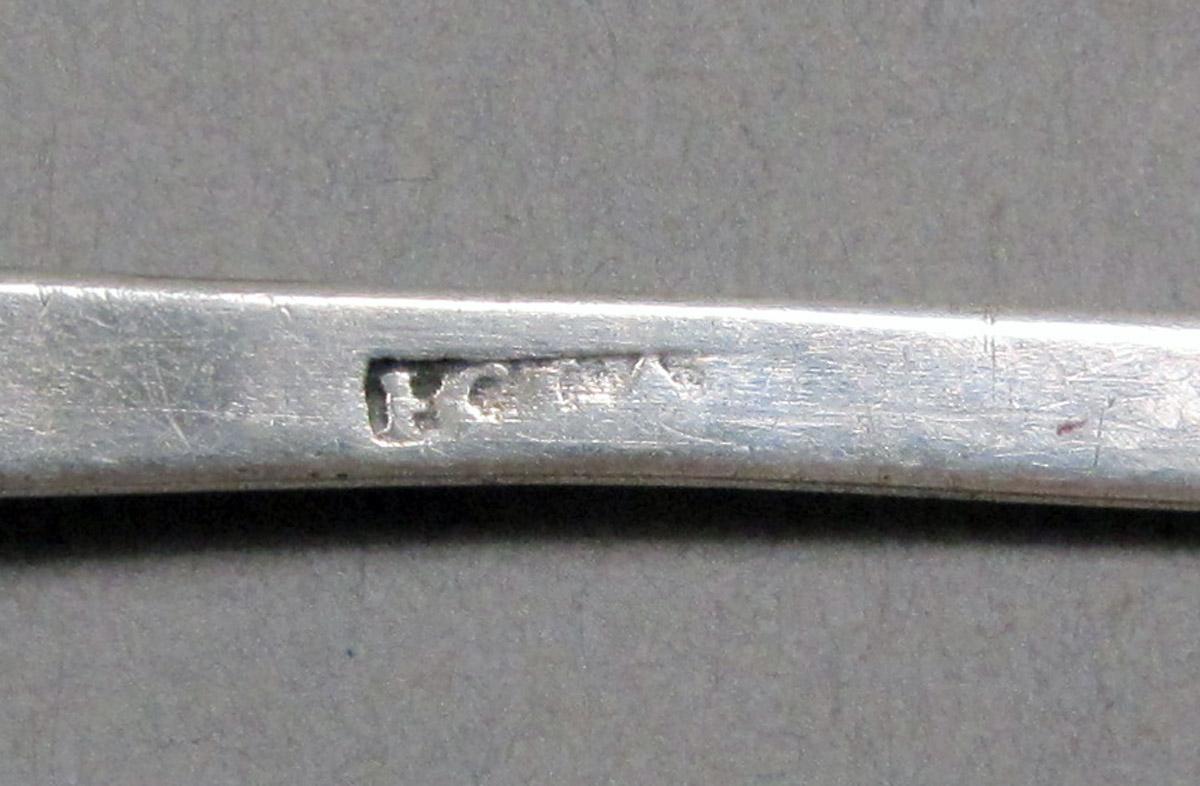 1998.0004.3904 Silver Spoon mark