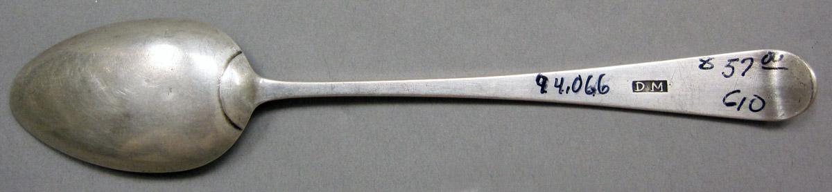 1998.0004.3908 Silver Spoon underside