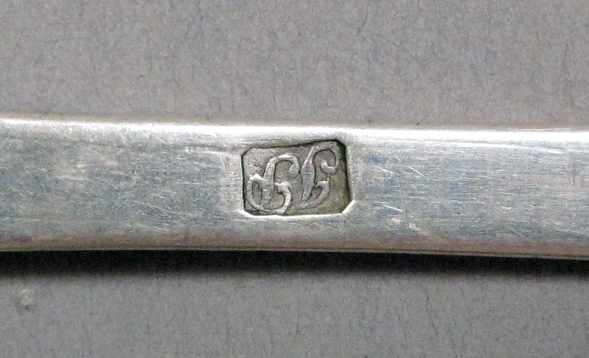 1998.0004.3911 Silver Spoon mark