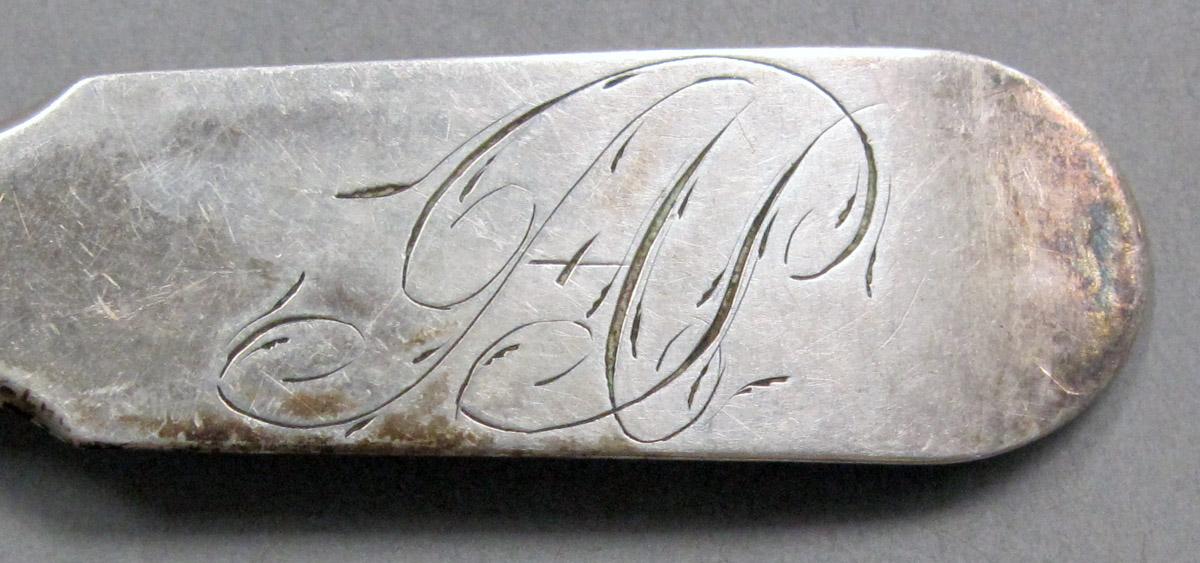 1998.0004.3913.004 Silver Spoon engraving2
