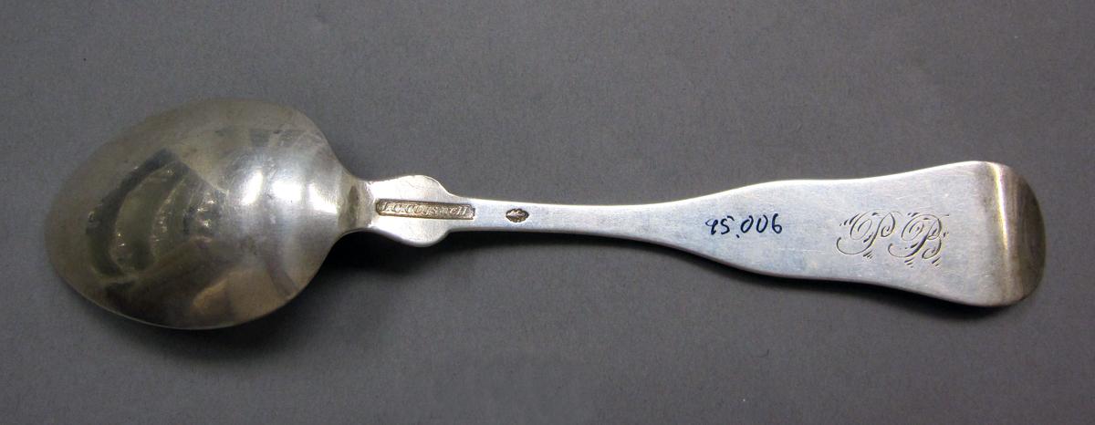 1998.0004.3919 Silver spoon underside