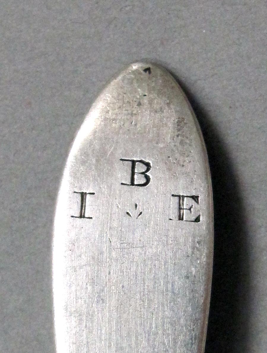 1998.0004.3930.001 Silver spoon engraving