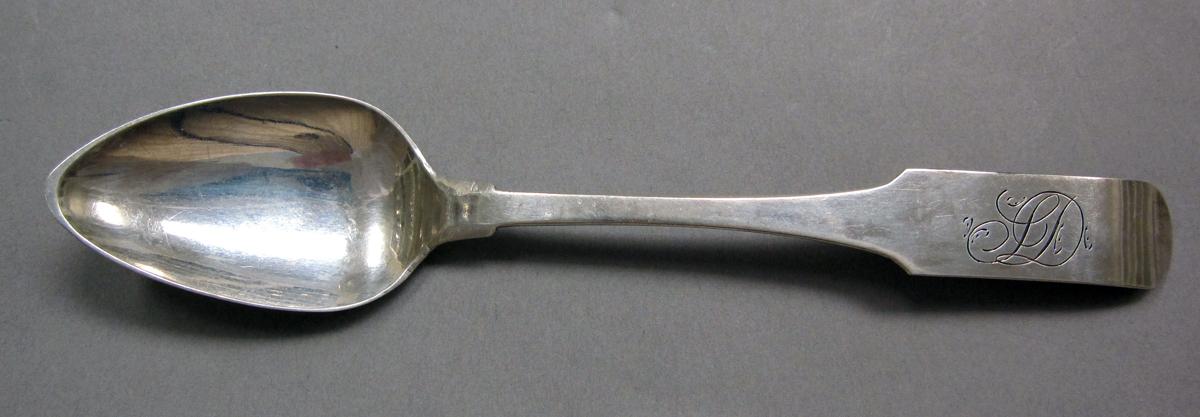 1998.0004.3937 Silver spoon upper surface