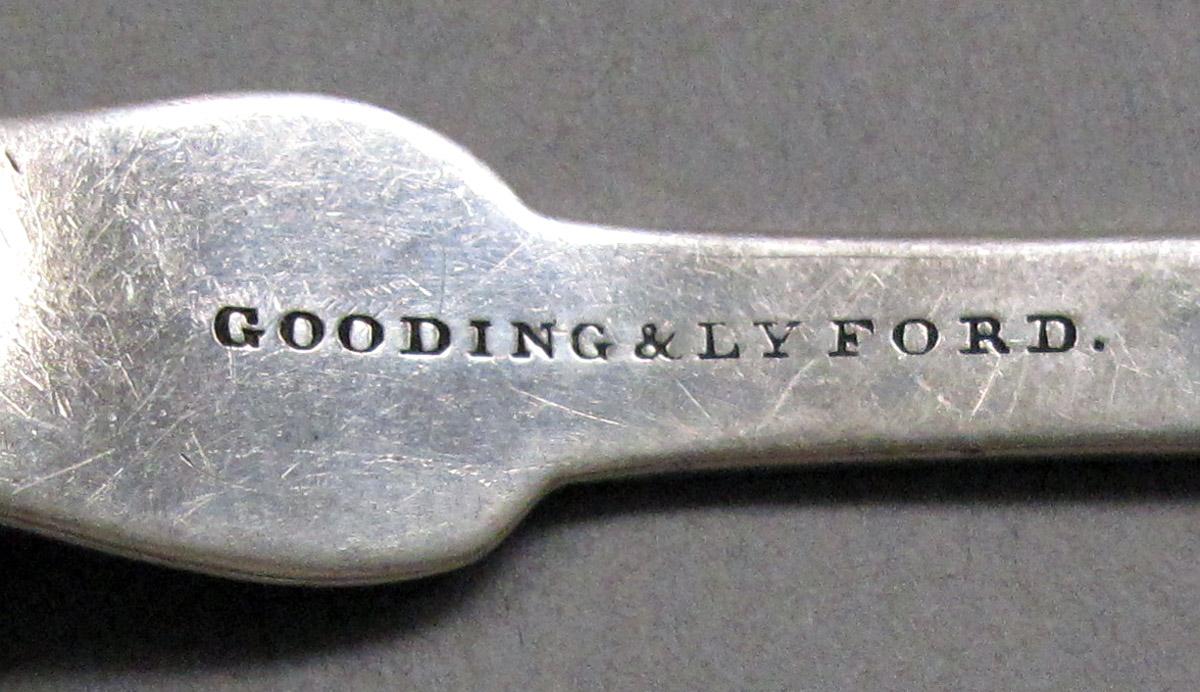 1998.0004.3948 Silver Spoon mark