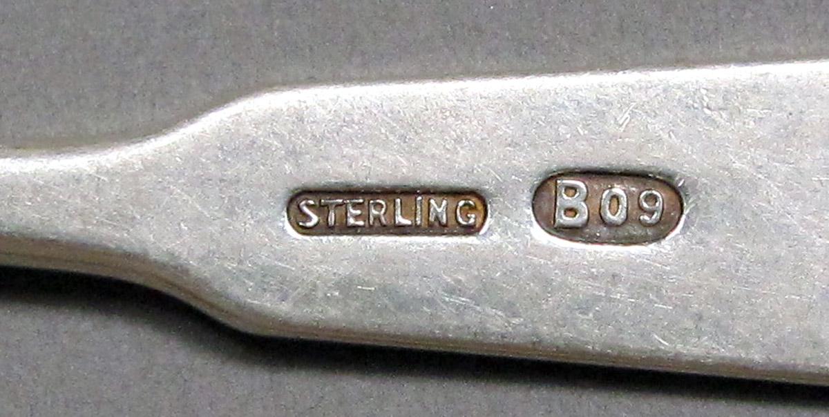 1998.0004.3949.002 Silver Spoon mark