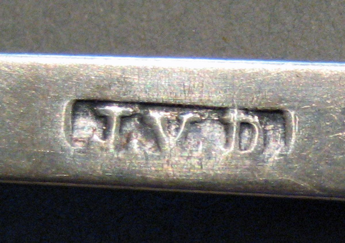 1998.0004.394 Silver Spoon mark