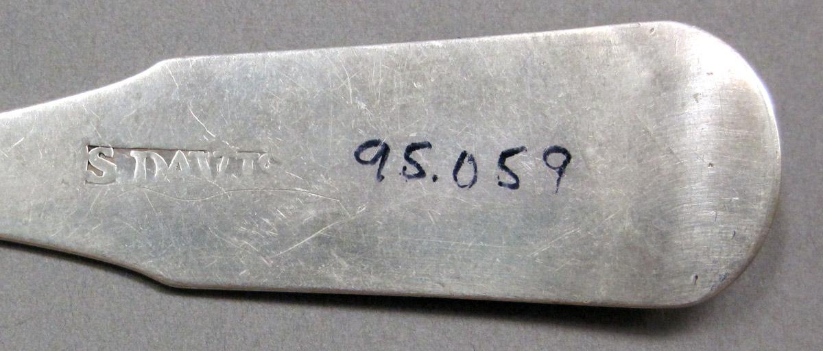 1998.0004.3971 Silver Spoon mark