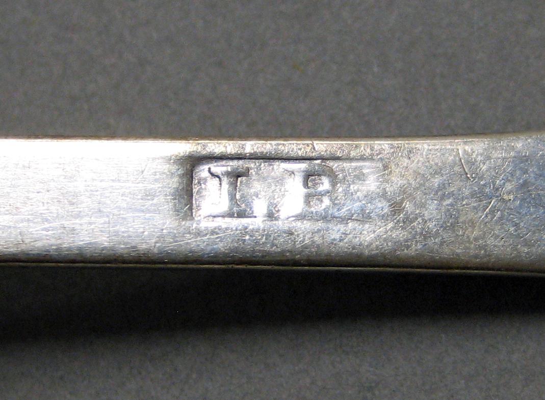 1998.0004.3981 Silver spoon mark