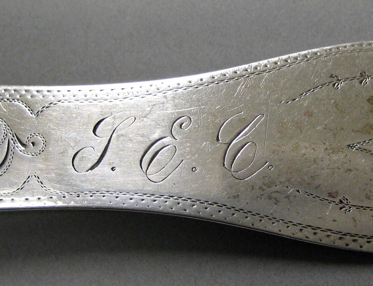1998.0004.3982 Silver spoon engraving