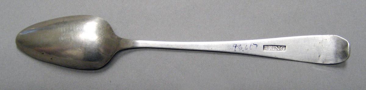 1998.0004.3999 Silver Spoon underside