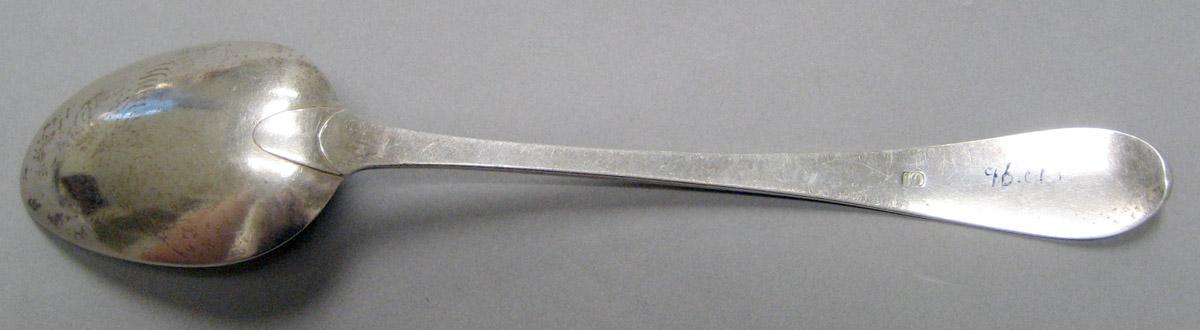 1998.0004.4005 Silver Spoon underside