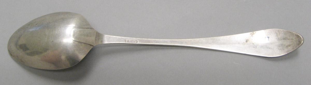 1998.0004.4009 Silver Spoon underside