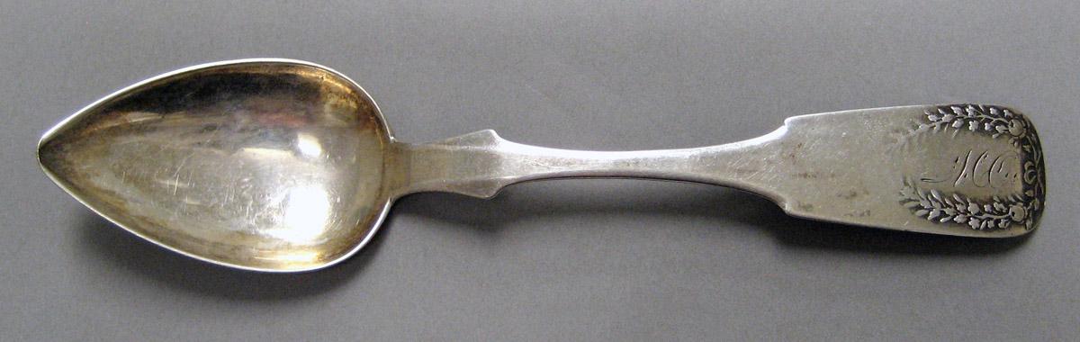 1998.0004.4019 Silver Spoon upper surface