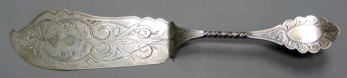 1998.0004.4024 Silver Knife upper surface