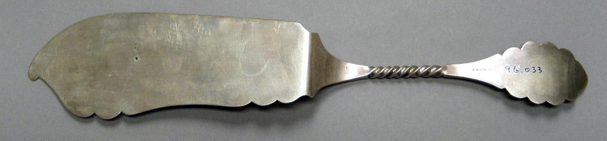 1998.0004.4024 Silver Knife underside
