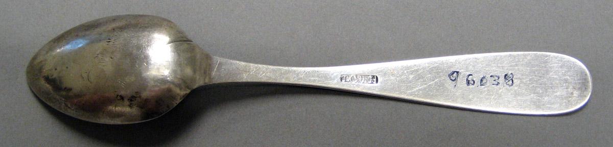 1998.0004.4029 Silver Spoon underside