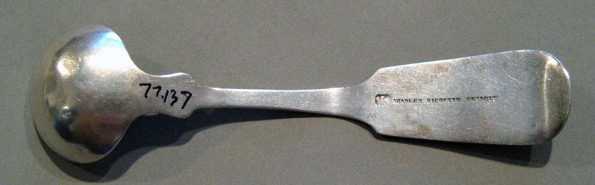 1998.0004.403.001 Silver Spoon underside