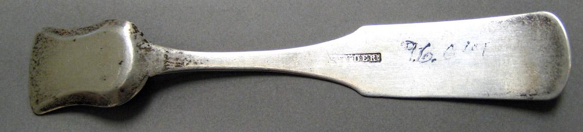 1998.0004.4032.001 Silver Spoon underside