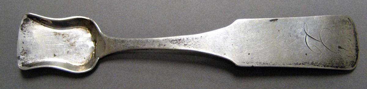 1998.0004.4032.002 Silver Spoon upper surface