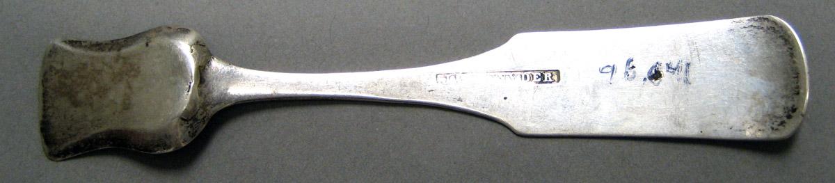 1998.0004.4032.002 Silver Spoon underside