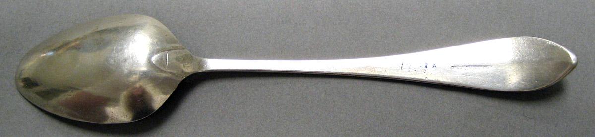 1998.0004.4038 Silver Spoon underside